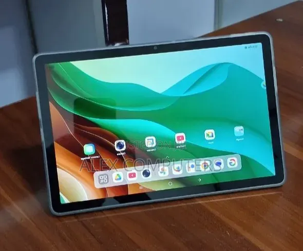 New Lenovo Pad 128 GB Silver