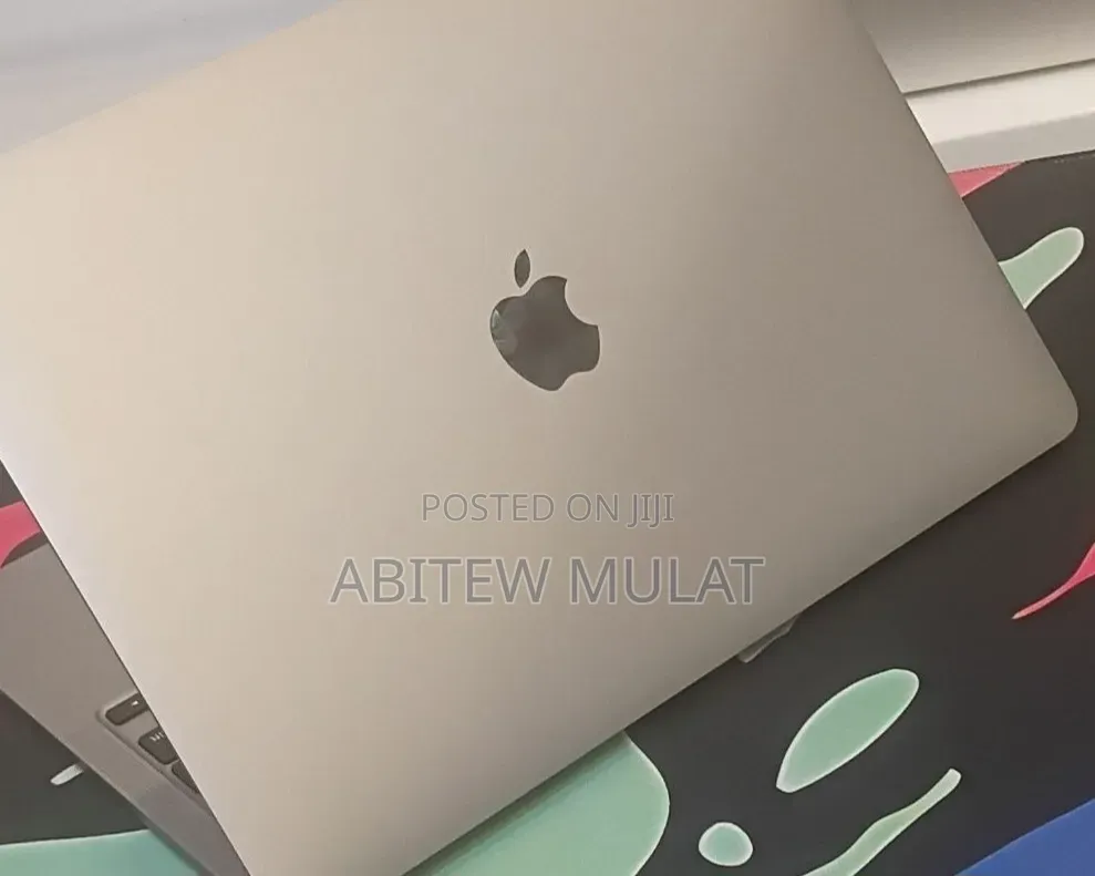 New Laptop Apple MacBook Air 2020 M1 8GB Apple M1 SSD 256GB