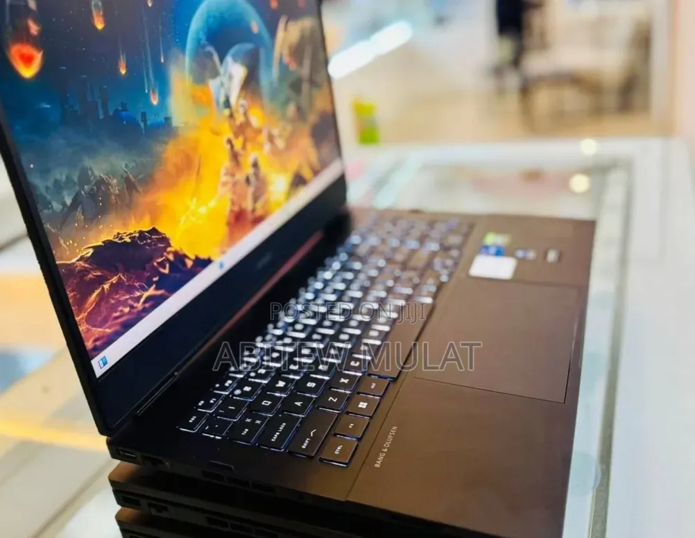 New Laptop HP Omen 16 16GB Intel Core i7 SSD 512GB
