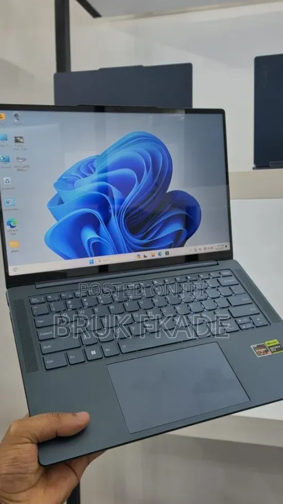 New Laptop Lenovo ThinkPad Yoga 16GB AMD Ryzen 7 SSD 512GB