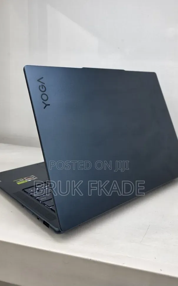 New Laptop Lenovo ThinkPad Yoga 16GB AMD Ryzen 7 SSD 512GB