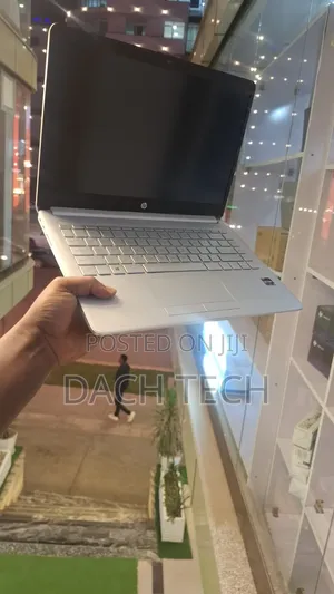 New Laptop HP Stream Notebook 8GB AMD Ryzen 3 SSD 256GB