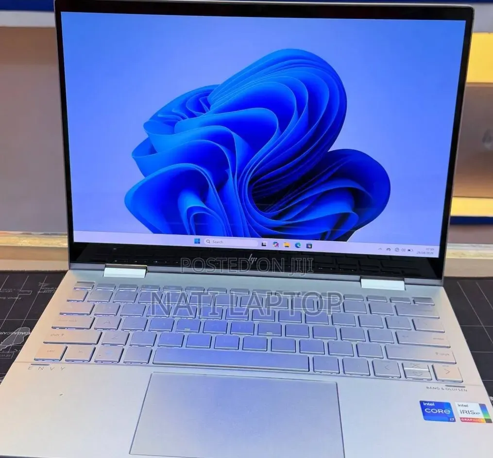 New Laptop HP Envy x360 16GB Intel Core i7 SSD 512GB