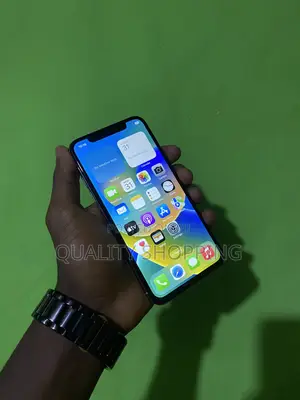 Apple iPhone X 64 GB White