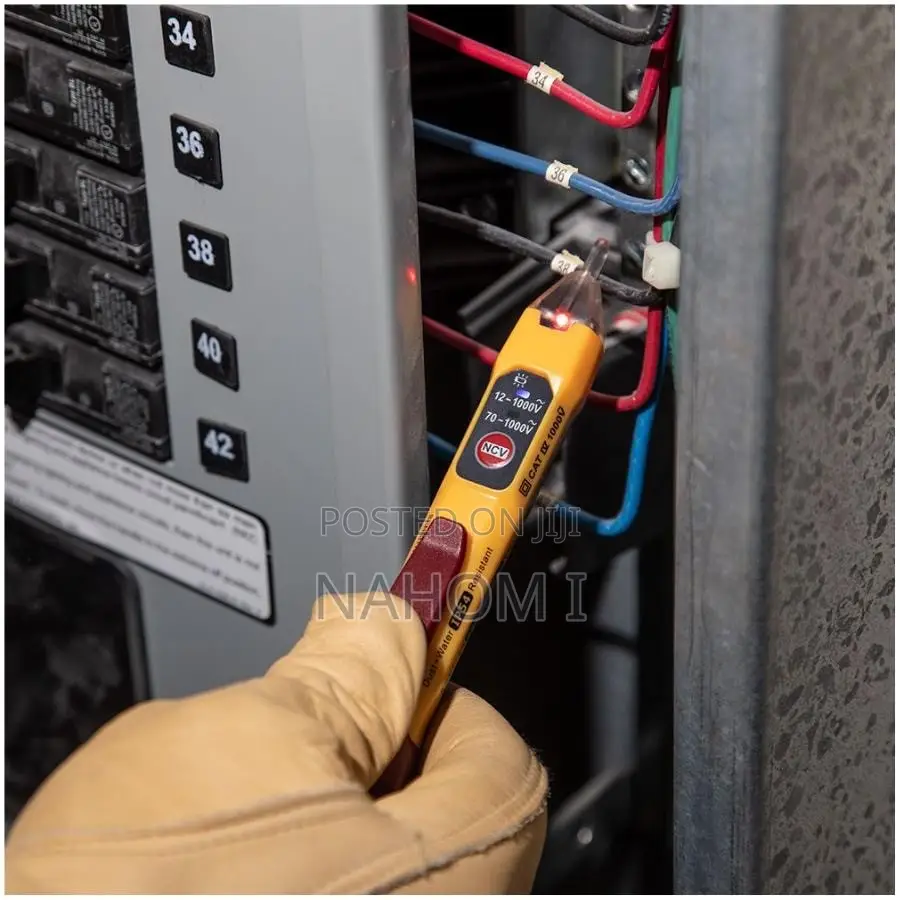 Original Klein Tools Digital Multimeter & Electrical Test Kit (MM320)