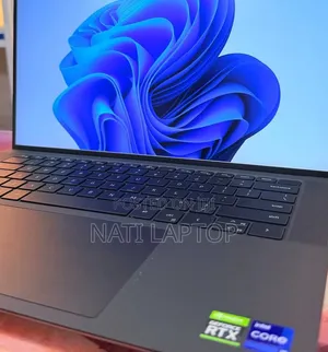 New Laptop Dell Precision 5560 16GB Intel Core i9 SSD 512GB