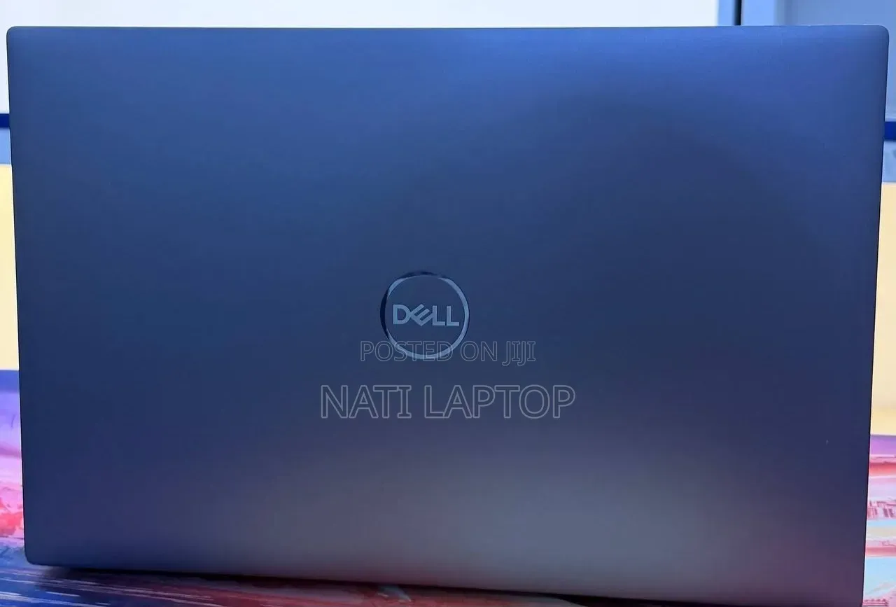 New Laptop Dell Precision 5560 16GB Intel Core i9 SSD 512GB