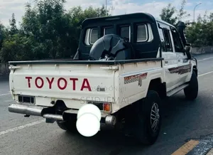 Toyota Hilux 2020 White