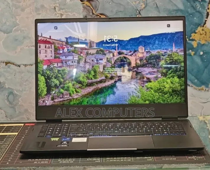New Laptop HP Omen 16 16GB Intel Core i7 SSD 512GB