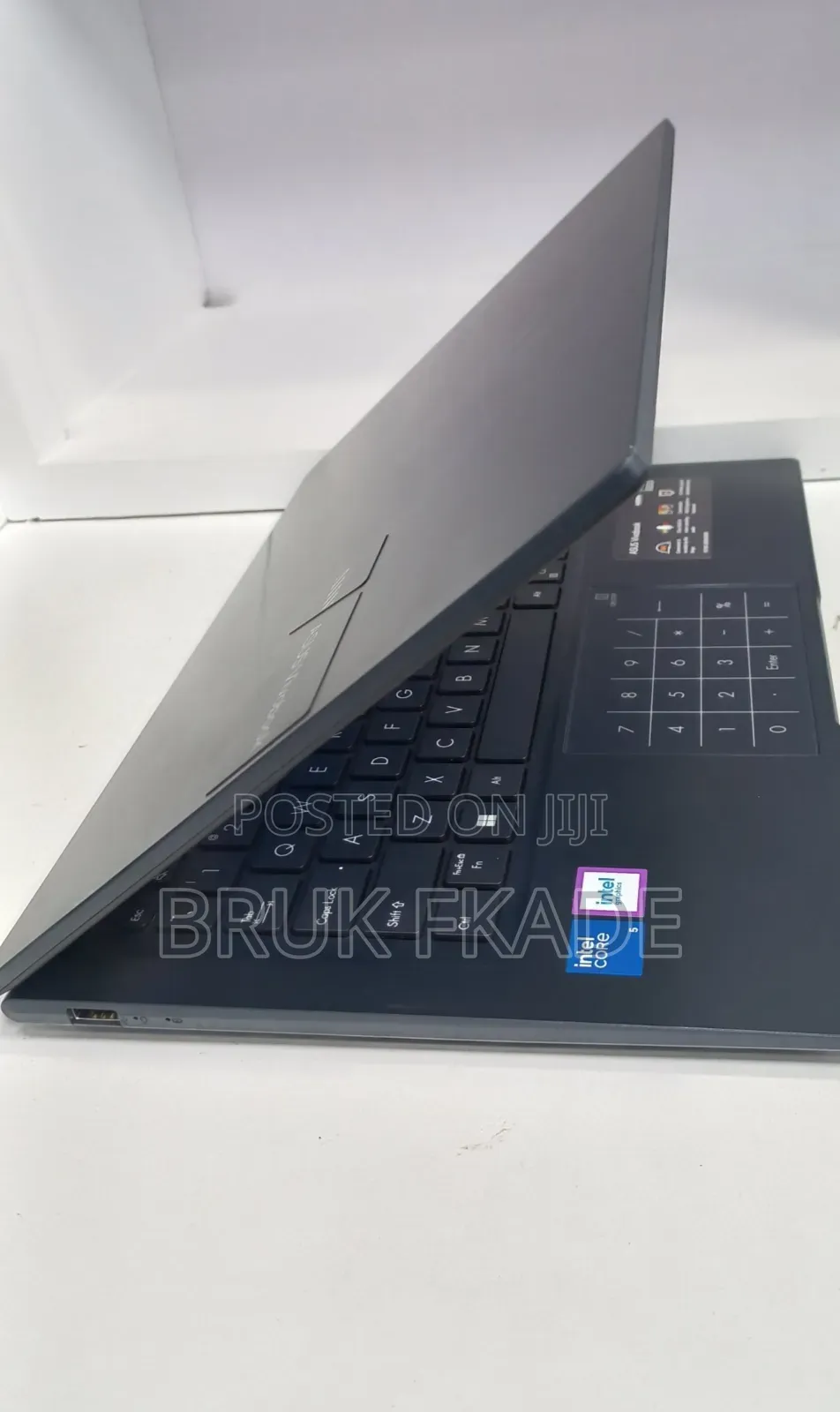 New Laptop Asus VivoBook 15 X505BA 16GB Intel Core 5 SSD 512GB
