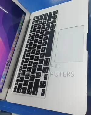New Laptop Apple MacBook Air 2017 8GB Intel Core i7 SSD 128GB