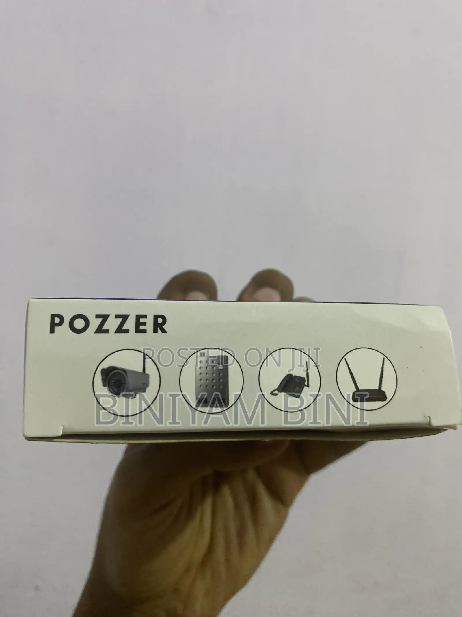 12 v Charger / Socket for DSTV and Wifi Router