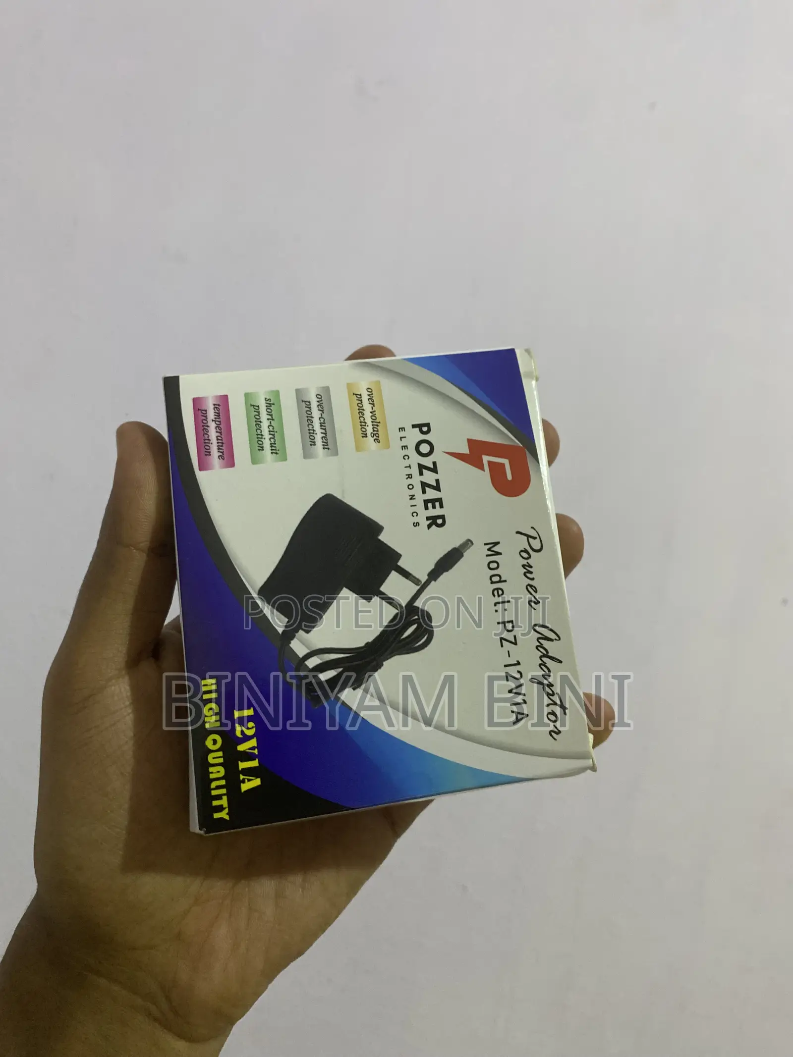 12 v Charger / Socket for DSTV and Wifi Router