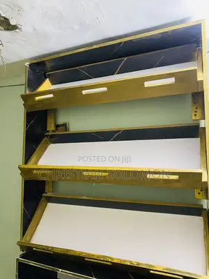 New Made Shelf for Pastry Shop
