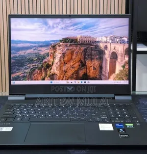 New Laptop HP Victus 16 16GB Intel Core i7 SSD 512GB