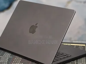 New Laptop Apple MacBook Pro 2024 M4 16GB Apple M4 SSD 512GB