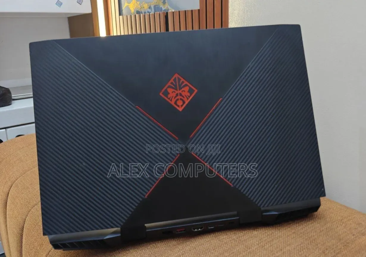 New Laptop HP Omen 15 16GB Intel Core i7 SSD 512GB