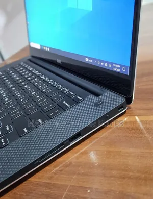 New Laptop Dell XPS 15 16GB Intel Core i7 SSD 512GB
