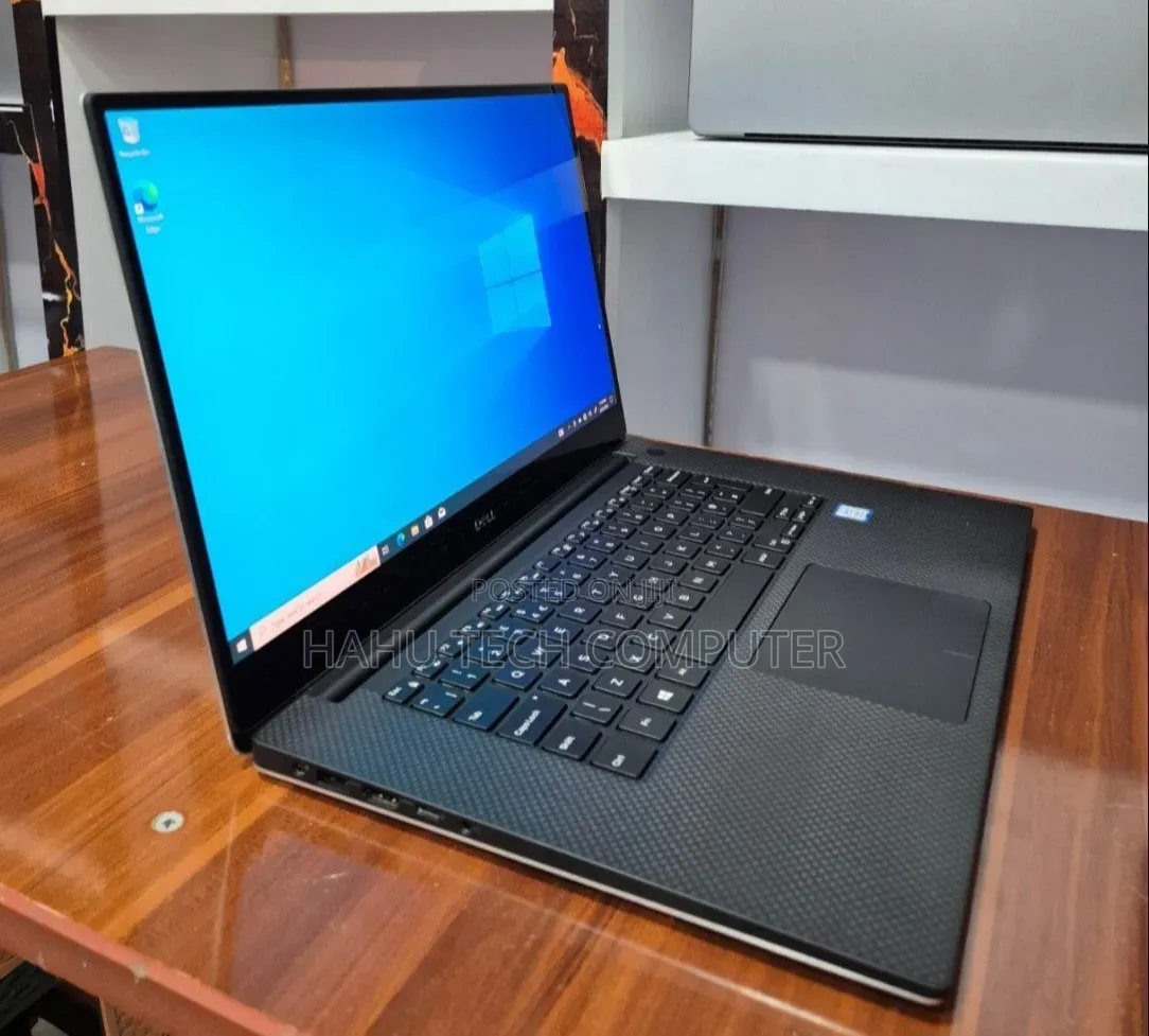 New Laptop Dell XPS 15 16GB Intel Core i7 SSD 512GB