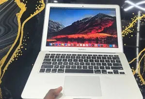 New Laptop Apple MacBook Air 2017 8GB Intel Core i5 SSD 128GB
