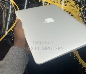 New Laptop Apple MacBook Air 2017 8GB Intel Core i5 SSD 128GB
