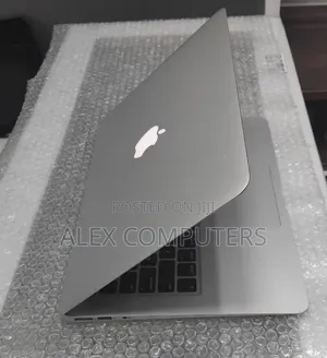 New Laptop Apple MacBook Air 2017 8GB Intel Core i5 SSD 128GB