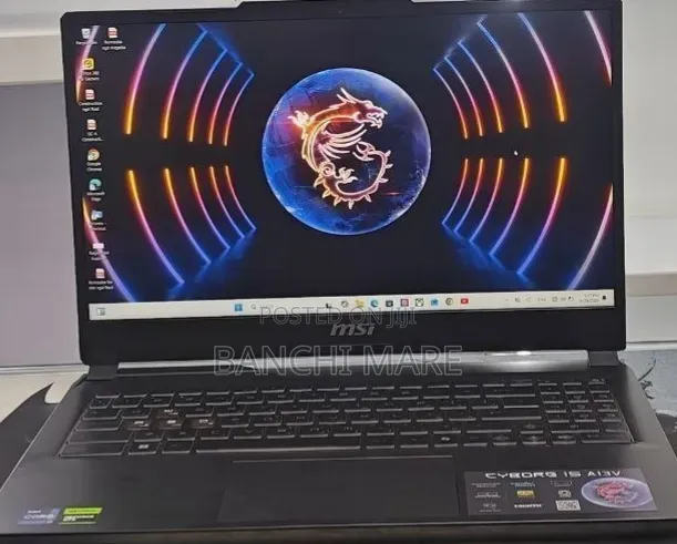 New Laptop MSI Cyborg 15 16GB Intel Core i7 SSD 1T