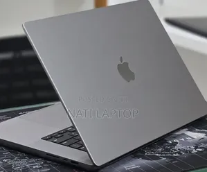 New Laptop Apple MacBook Pro 2023 M2 16GB Apple M2 SSD 512GB