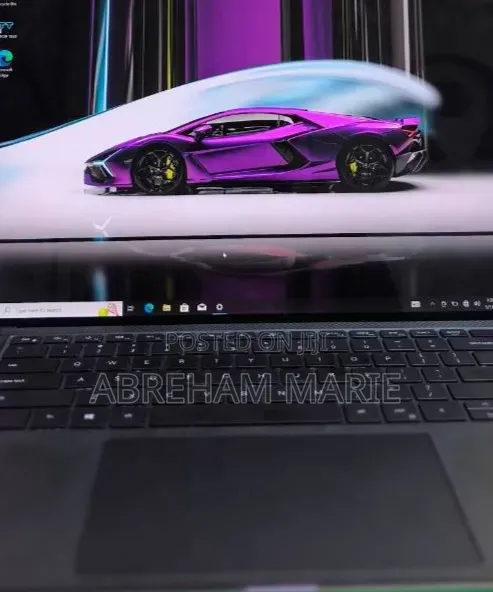 New Laptop Dell XPS 17 9700 16GB Intel Core i7 SSD 512GB