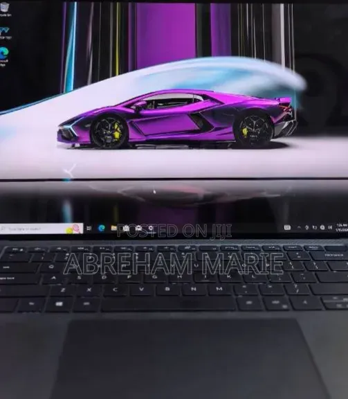New Laptop Dell XPS 17 9700 16GB Intel Core i7 SSD 512GB