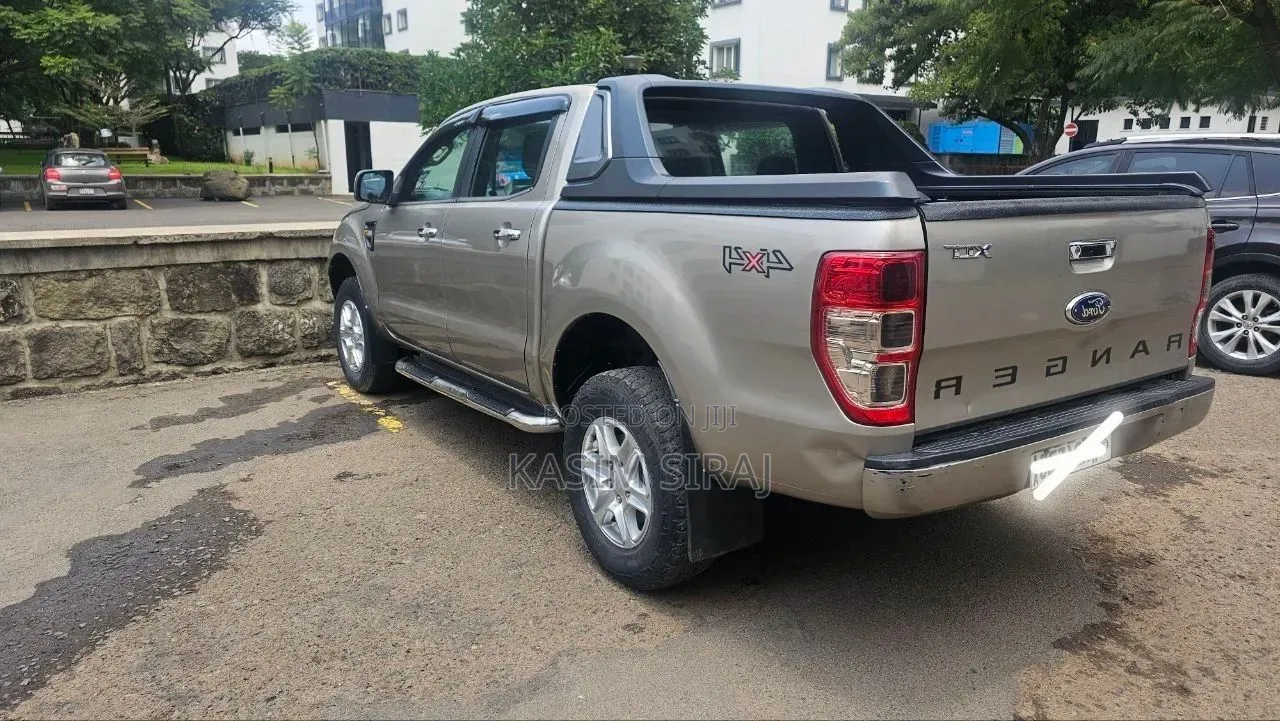 Ford Ranger 2015 Blue
