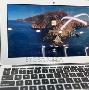 New Laptop Apple MacBook Air 2015 8GB Intel Core i5 SSD 128GB