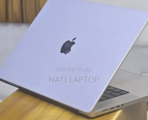 New Laptop Apple MacBook Pro 2021 M1 32GB Apple M1 Pro SSD 512GB