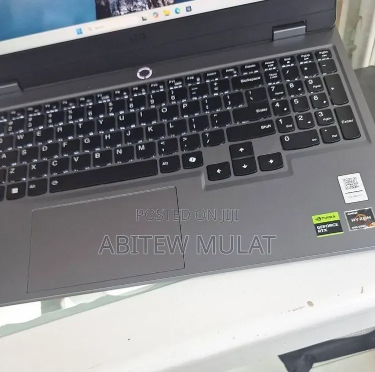 New Laptop Lenovo LOQ 15ARP9 16GB AMD Ryzen 5 SSD 512GB