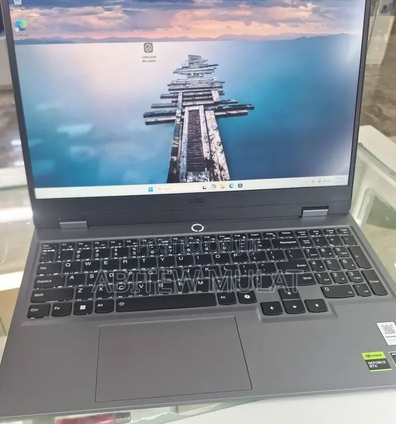 New Laptop Lenovo LOQ 15ARP9 16GB AMD Ryzen 5 SSD 512GB