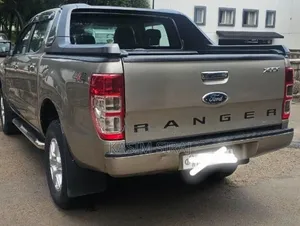 Ford Ranger 2015 Blue