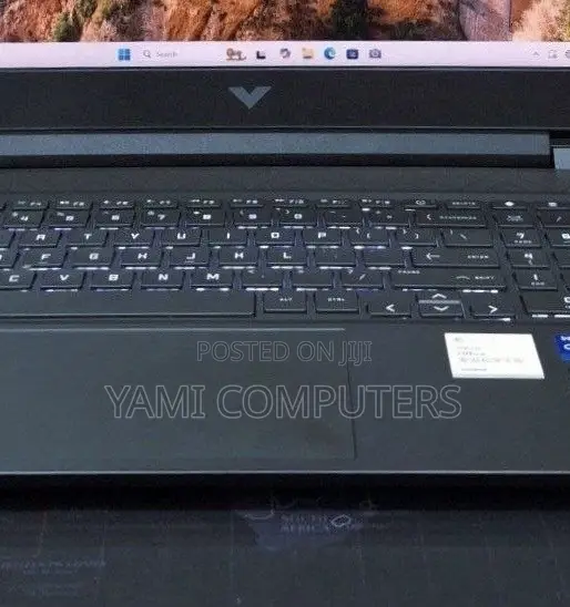 New Laptop HP Victus 16 16GB Intel Core i7 SSD 512GB