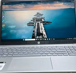 New Laptop HP Stream Notebook 8GB AMD Ryzen 5 SSD 512GB