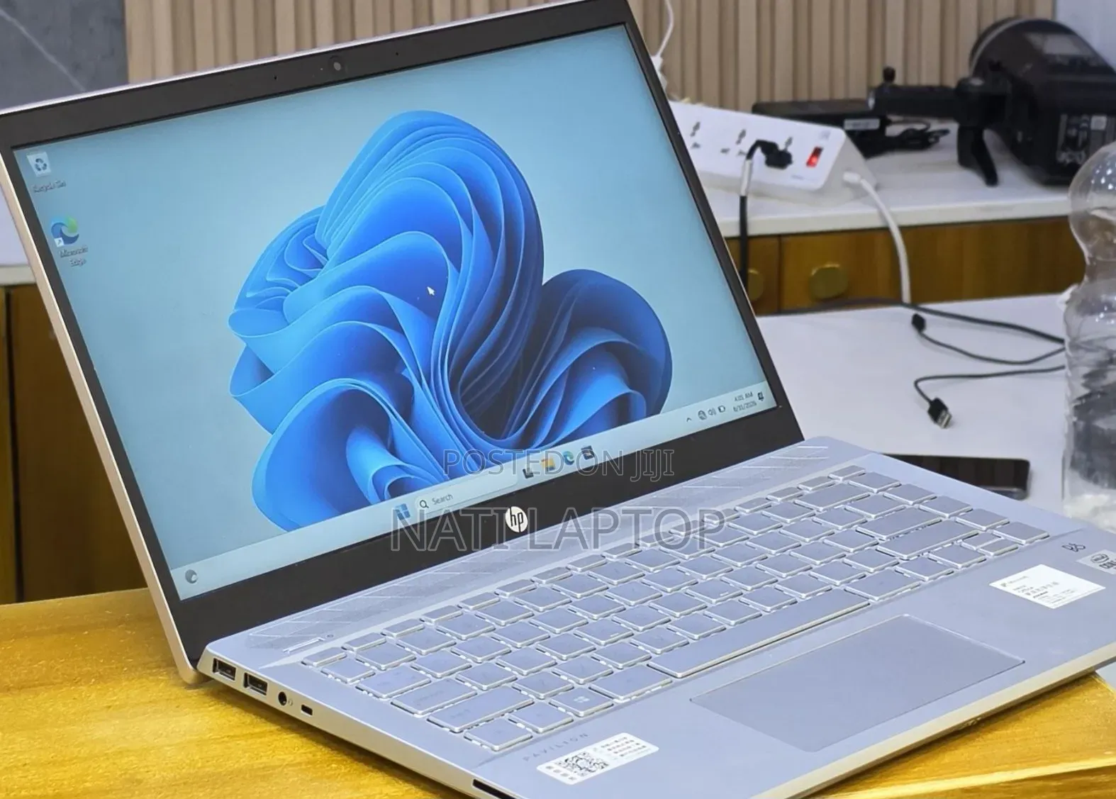 New Laptop HP Pavilion 14 8GB Intel Core i5 SSD 512GB