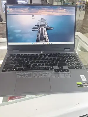 New Laptop Lenovo LOQ 15ARP9 16GB AMD Ryzen 5 SSD 512GB