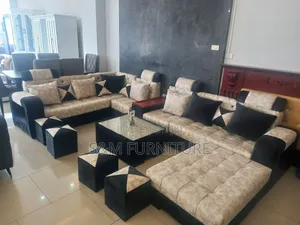 Operative U Shape Sofa With Durability. ሶፋ