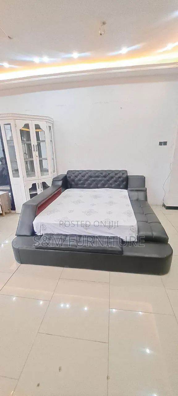 Deluxe Bed for Elevated Bed Rooms. አልጋ