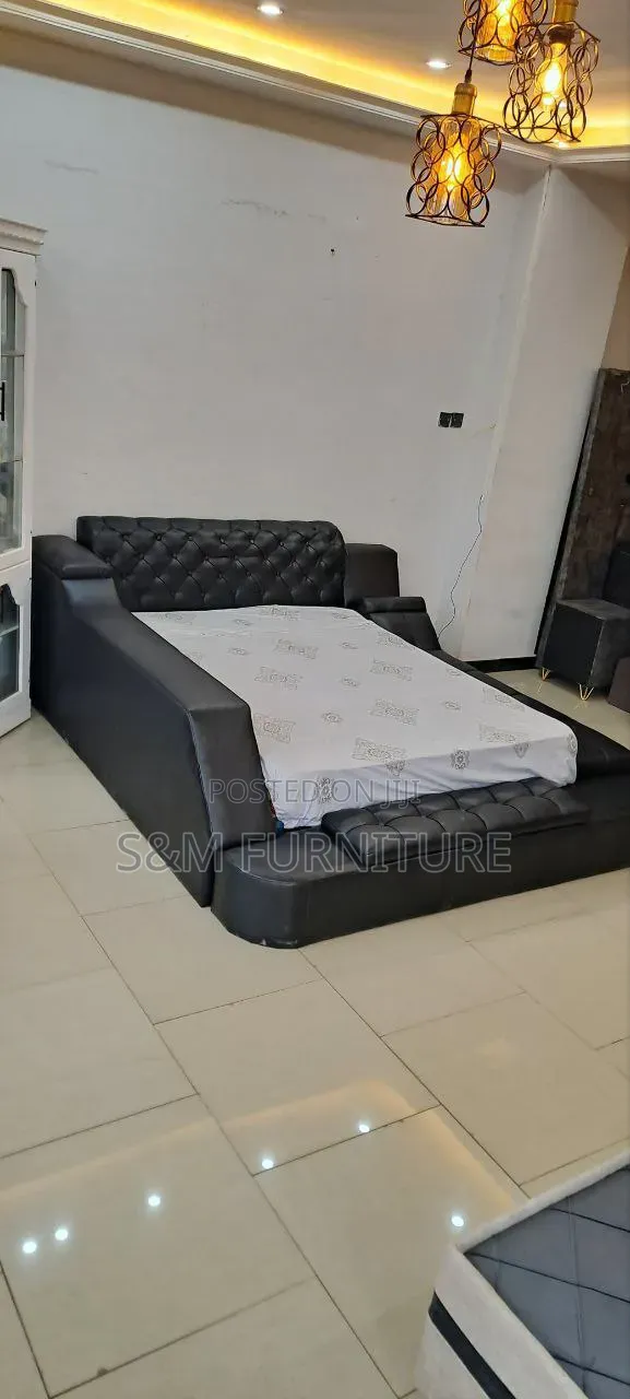 Deluxe Bed for Elevated Bed Rooms. አልጋ