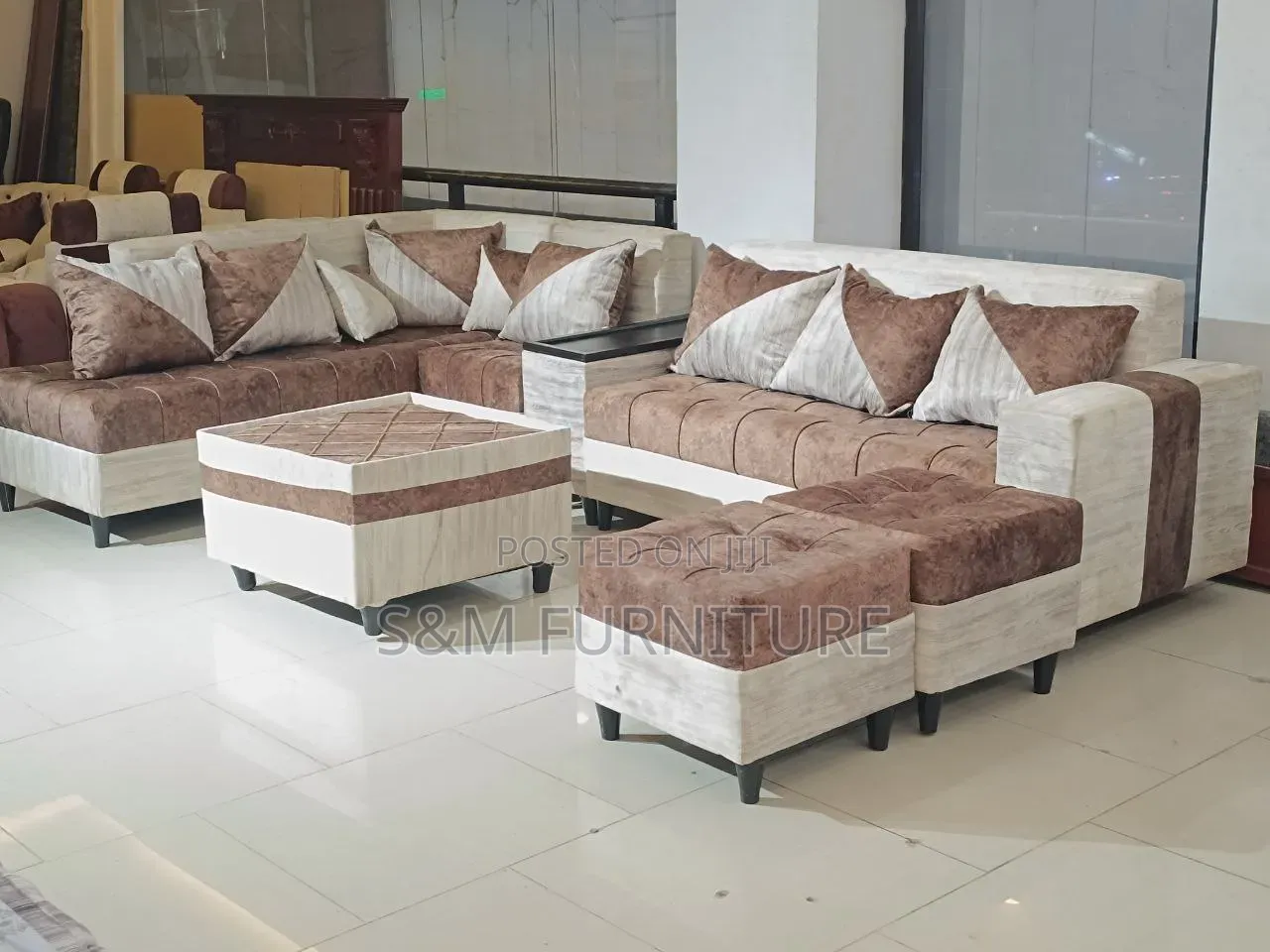 Stunning L Shape Sofa With Premium Quality. ሶፋ