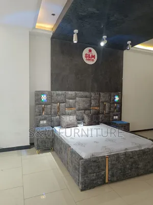 Dynamic 1.80 Meter Bed With Functionality. አልጋ