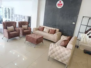 Modish 7 Seater Sectional Sofa. ሶፋ