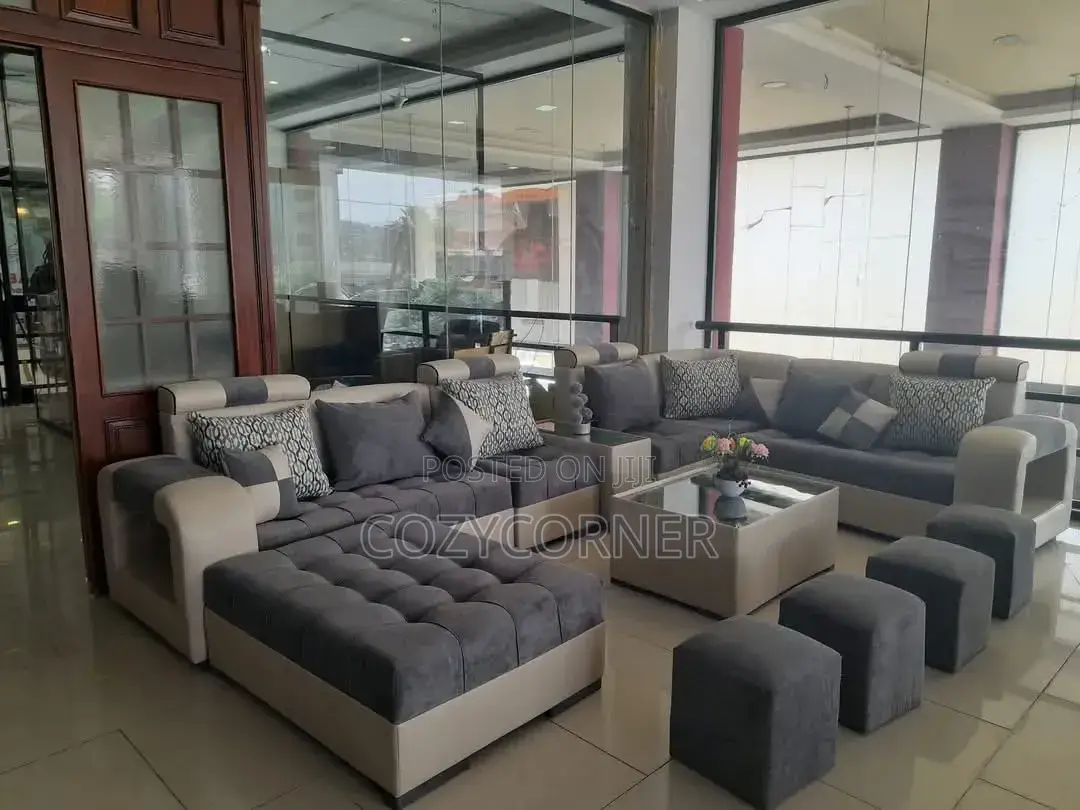 Ritzy U Shape Sofa With Functionality. ሶፋ