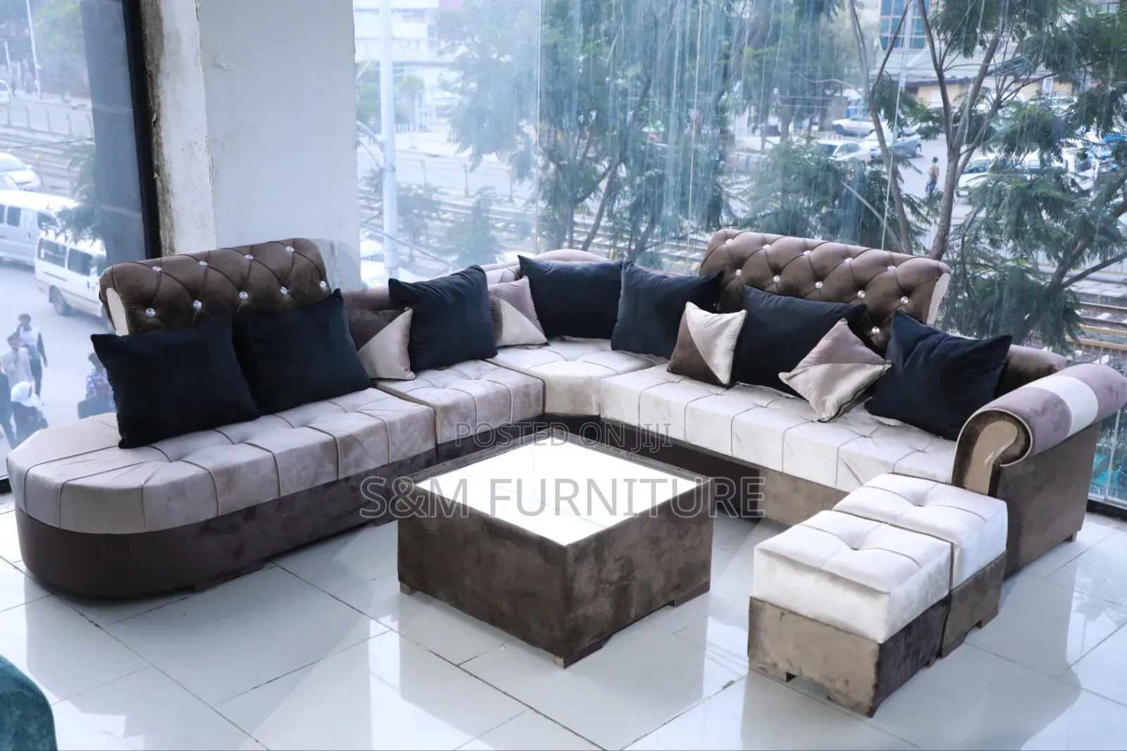 Voguish 9 Seater L Shape Sofa. ሶፋ