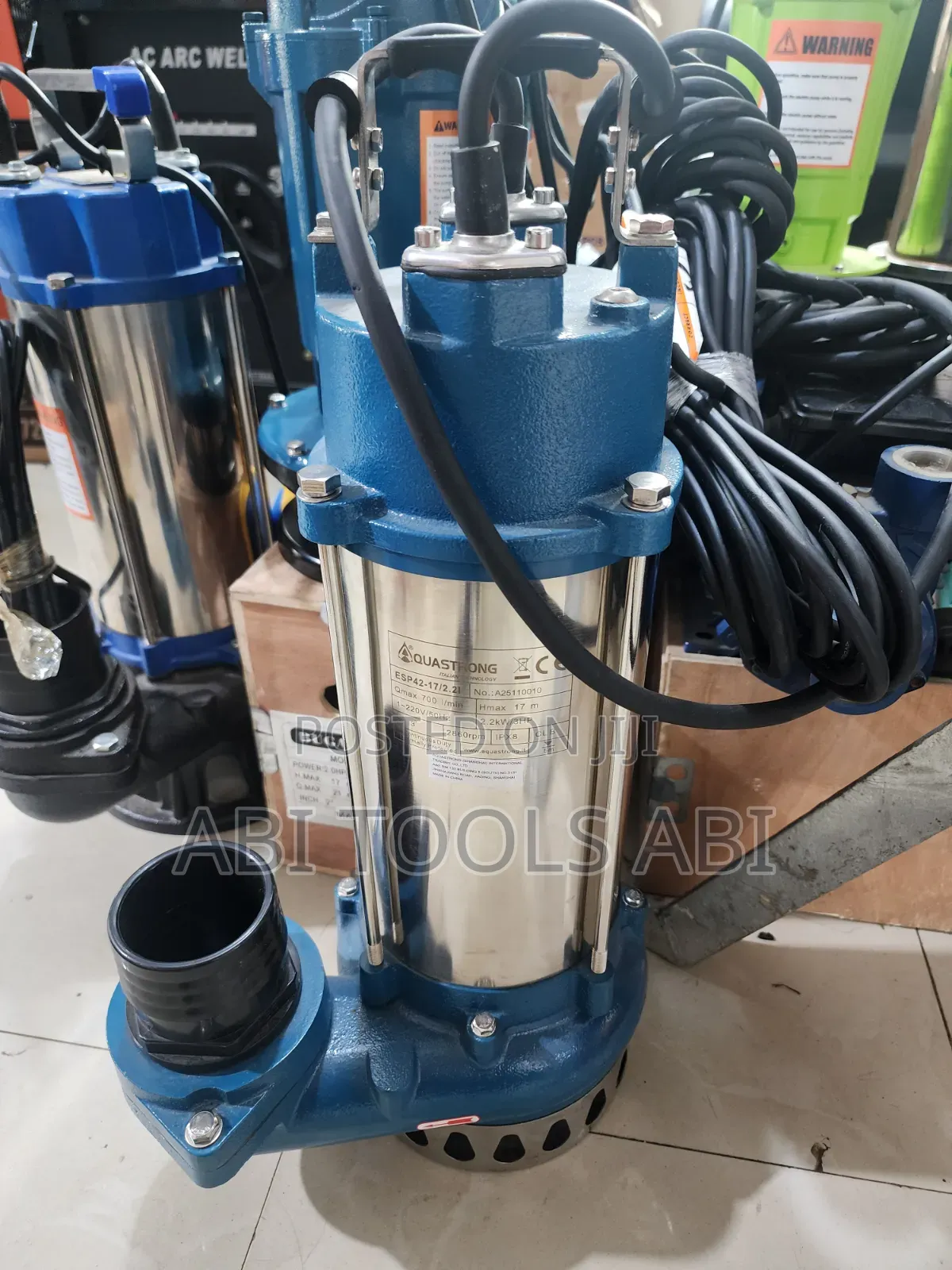 Aquastrong Submersible Water Pump