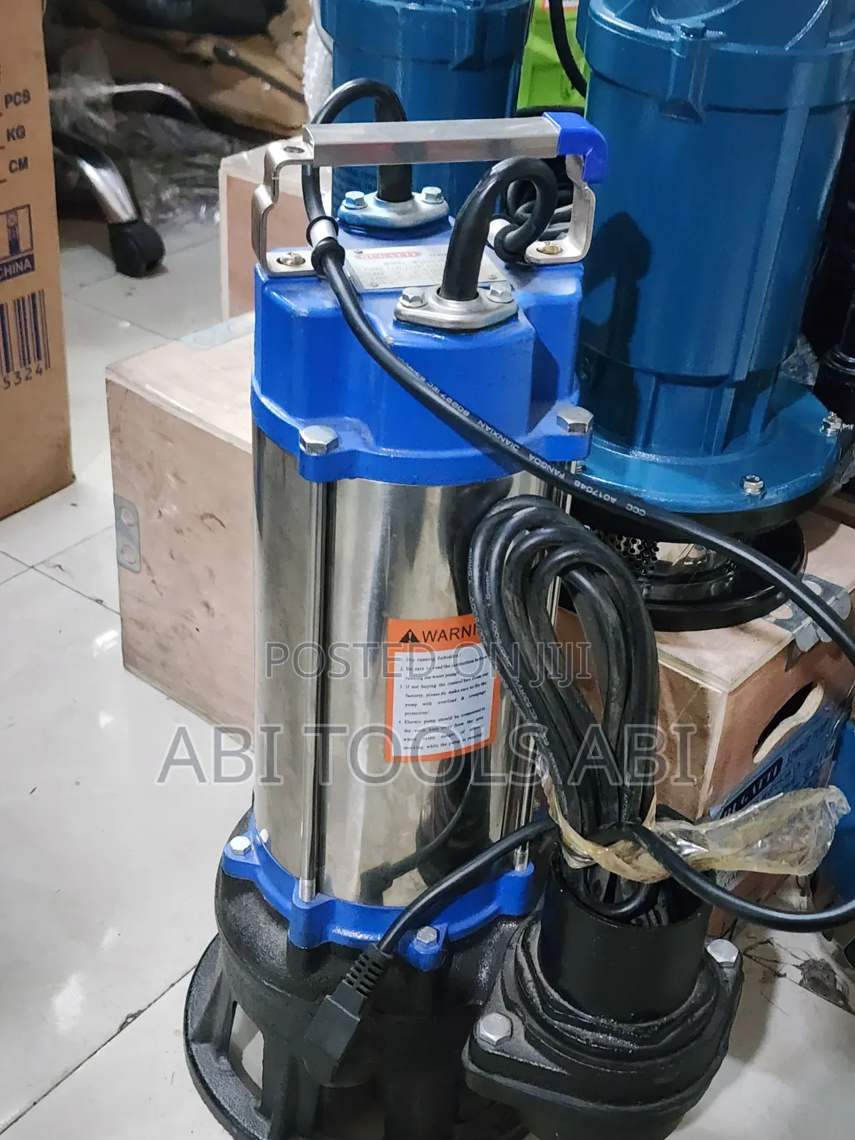 Aquastrong Submersible Water Pump